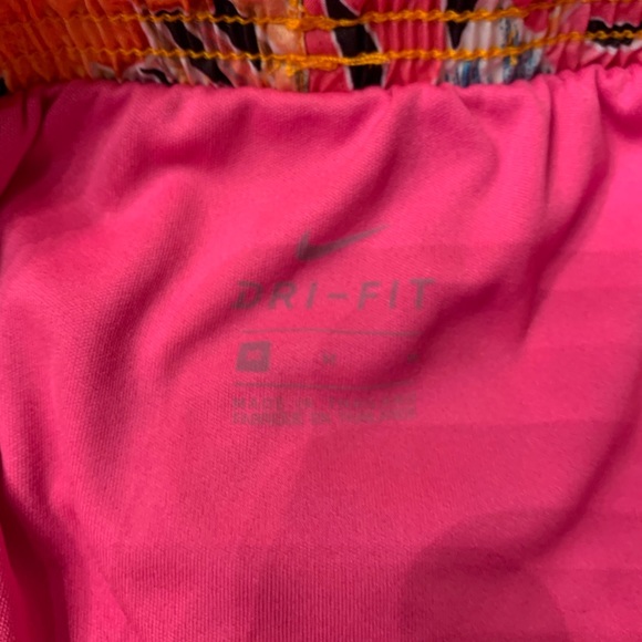 Nike dry fit shorts - Picture 4 of 5